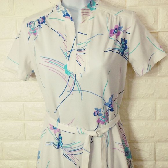 Vintage 70s Floral Sheath Day Dress -S(6) A-Line Dbl-Knit Polyester Belt Zip - Picture 3 of 10